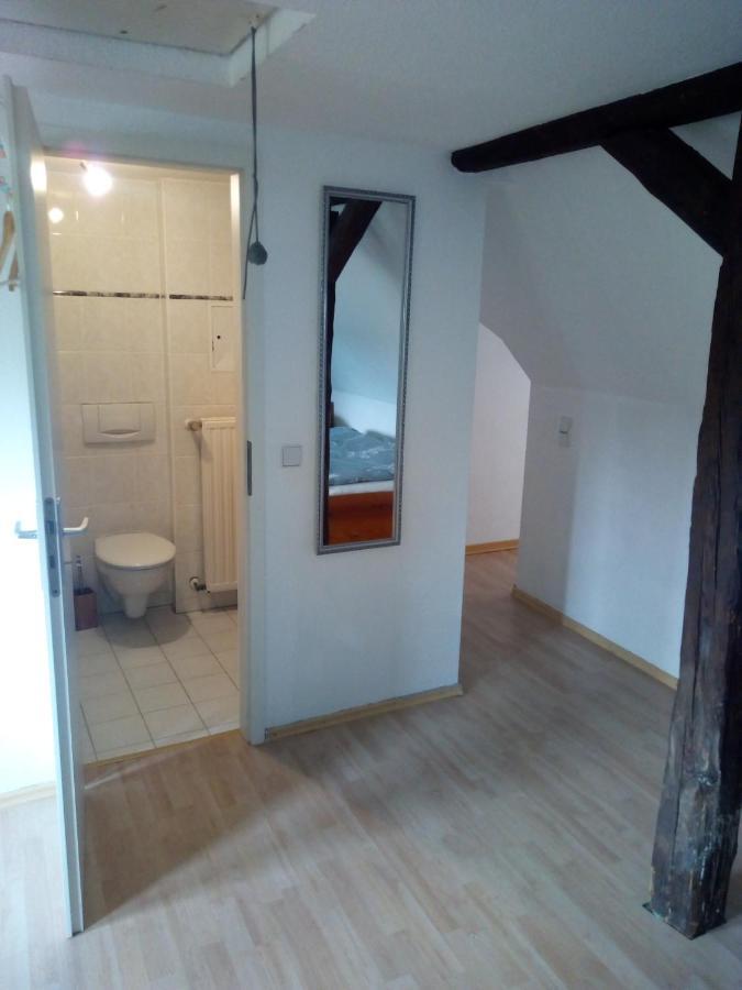 Kleine Ferienwohnung Am Kahlaer Markt Kahla  Bagian luar foto
